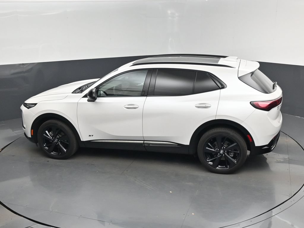 Used 2025 Buick Envision Sport Touring AWD/4WD image 14
