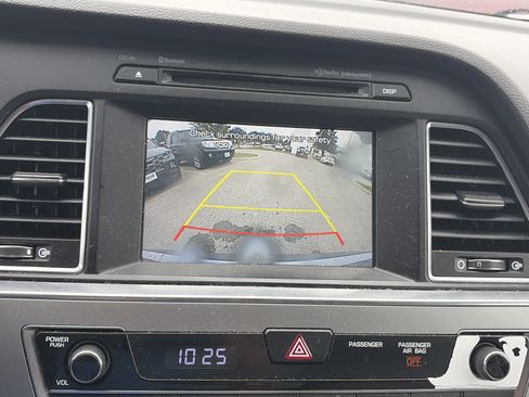 Used 2017 Hyundai Sonata Sport w/ Value Edition Package 02 FWD image 29