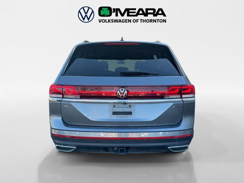 Used 2025 Volkswagen Atlas SE image 4