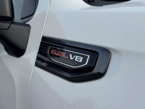 Used 2020 GMC Sierra 1500 AT4 w/ AT4 Premium Package AWD/4WD image 8