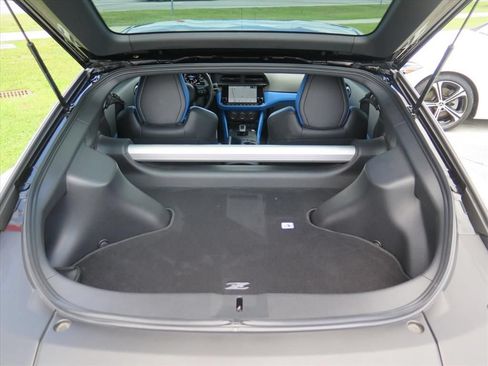 Used 2024 Nissan Z Performance w/ Floor Mat Package RWD image 17