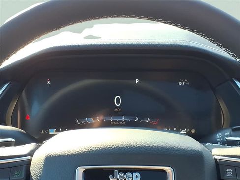 New 2025 Jeep Grand Cherokee L Limited w/ MOPAR Finishing Package image 29