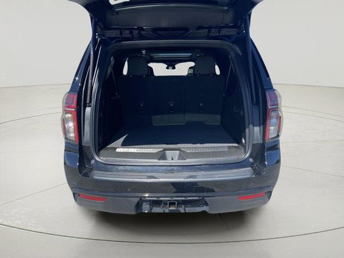 Used 2023 Chevrolet Suburban RST w/ Luxury Package AWD/4WD image 11