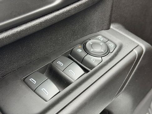 Certified 2025 Chevrolet Silverado 2500 Custom w/ Custom Convenience Package image 19