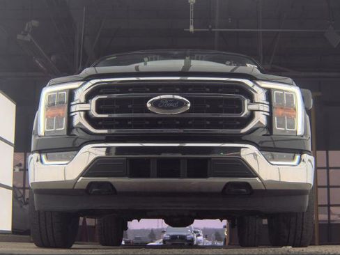 Used 2023 Ford F150 XLT w/ Equipment Group 302A High image 10