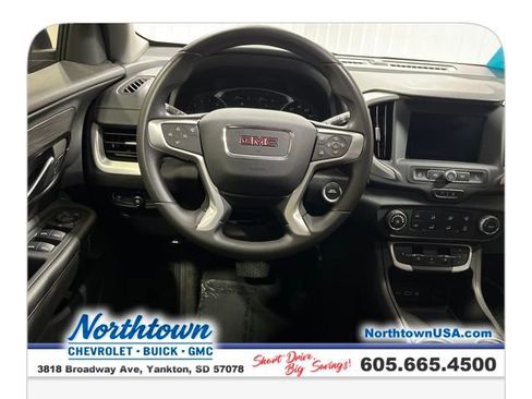 Used 2022 GMC Terrain SLE w/ Elevation Edition image 15