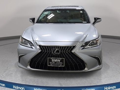 Used 2022 Lexus ES 350 w/ Premium Package FWD image 3