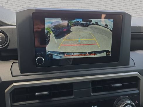 Used 2026 Toyota Tacoma SR AWD/4WD image 23