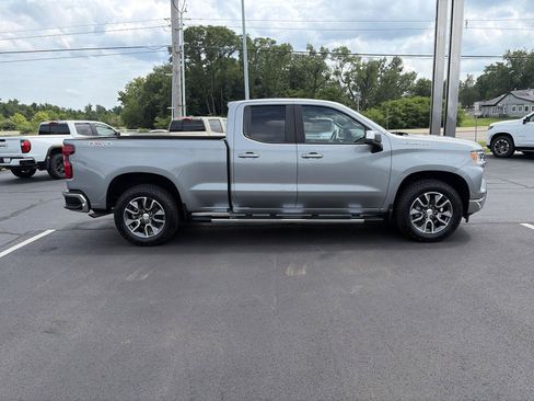 Used 2023 Chevrolet Silverado 1500 LT w/ LPO, Liner Protection Package AWD/4WD image 2