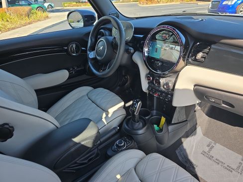 Used 2023 MINI Cooper S image 24