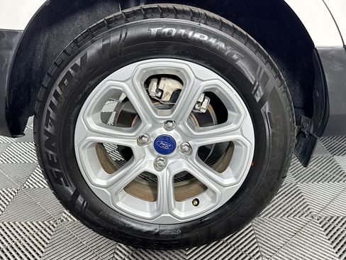 Used 2018 Ford EcoSport SE w/ SE Convenience Package image 32