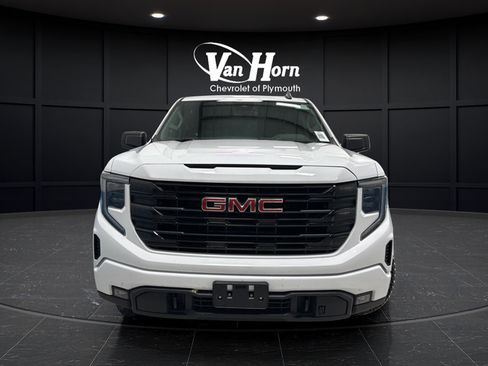 Used 2024 GMC Sierra 1500 Elevation AWD/4WD image 2