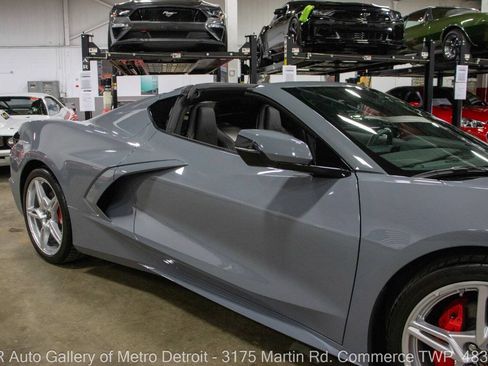 Used 2024 Chevrolet Corvette Stingray Preferred Cpe w/ 2LT RWD image 25