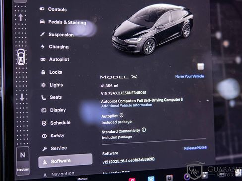 Used 2022 Tesla Model X image 25
