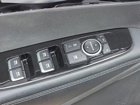 Used 2019 Kia Sorento SX FWD image 21