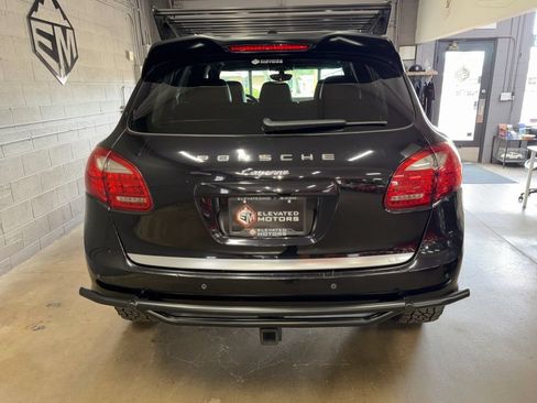 Used 2013 Porsche Cayenne Diesel AWD/4WD image 6