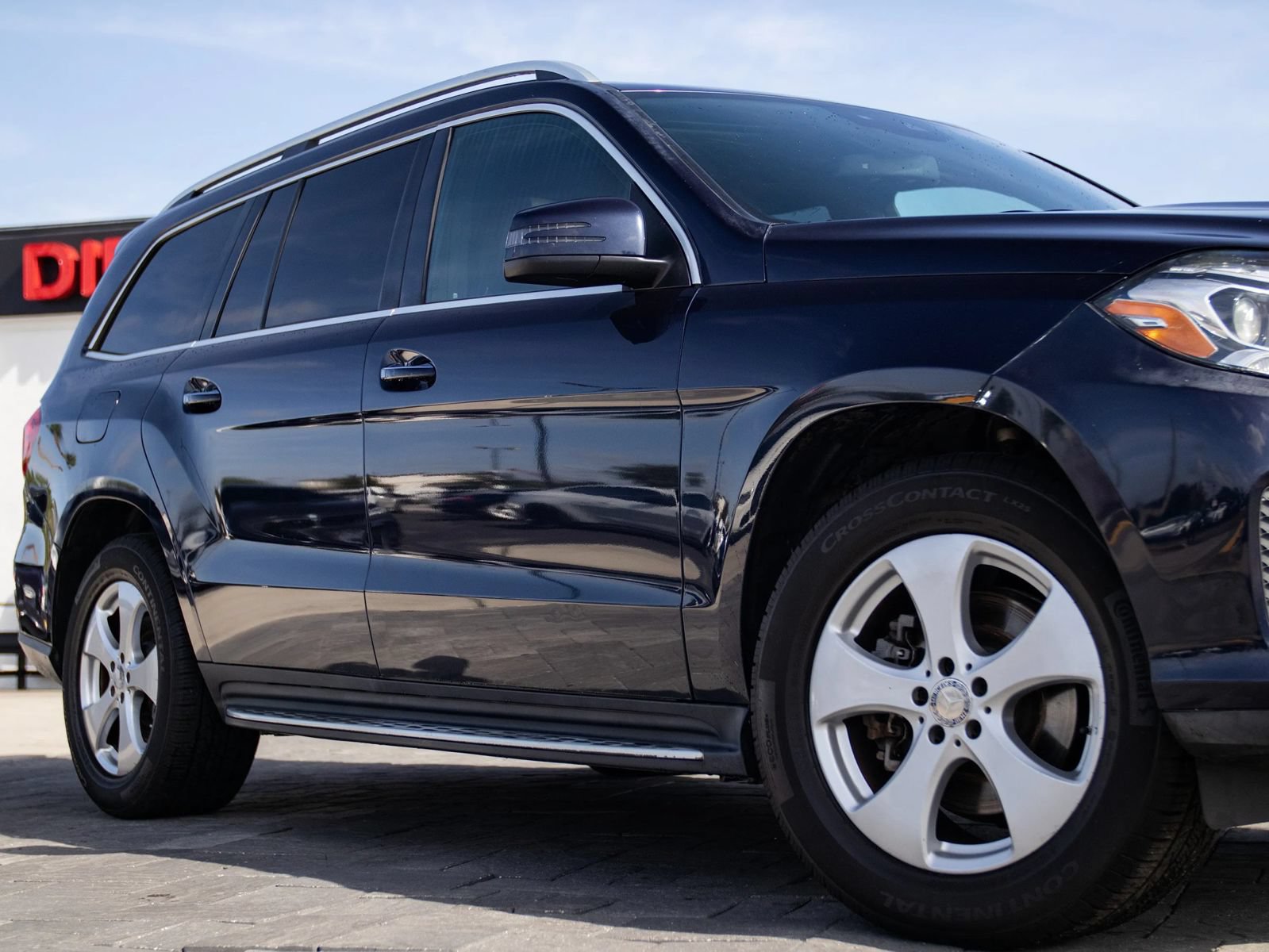 Used 2017 Mercedes-Benz GLS 450 4MATIC w/ Premium Package image 2