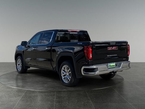 Used 2022 GMC Sierra 1500 SLT w/ SLT Convenience Package AWD/4WD image 7