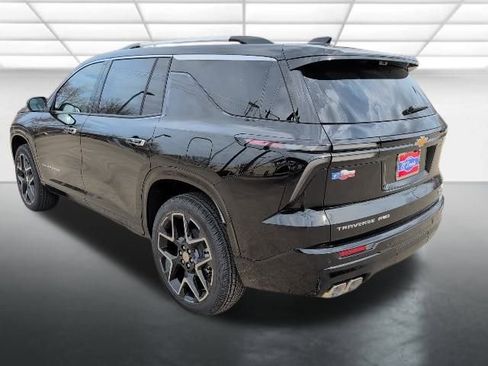 New 2026 Chevrolet Traverse High Country w/ LPO, Floor Liner Package image 2
