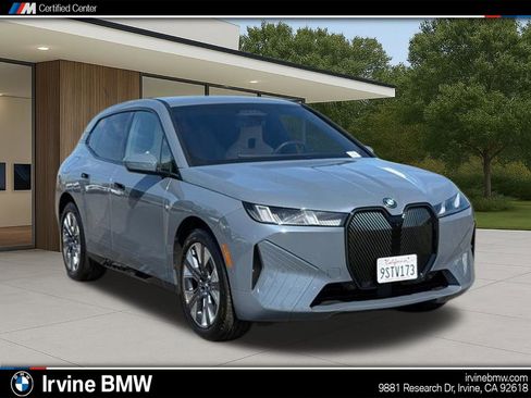 Used 2026 BMW iX xDrive45 image 6