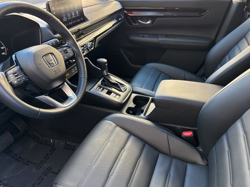 Used 2025 Honda CR-V EX-L image 9