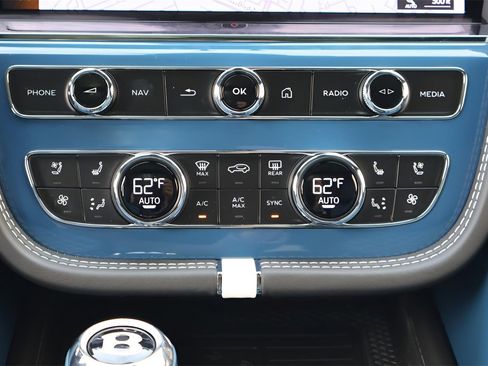 Certified 2023 Bentley Bentayga image 20