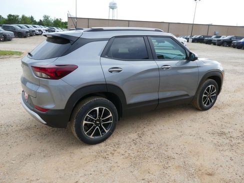 New 2026 Chevrolet TrailBlazer LT w/ Convenience Package AWD/4WD image 5