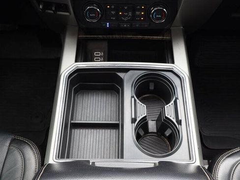 Used 2019 Ford F350 Lariat w/ Lariat Ultimate Package AWD/4WD image 24