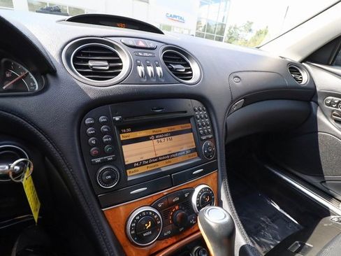 Used 2011 Mercedes-Benz SL 550 image 55
