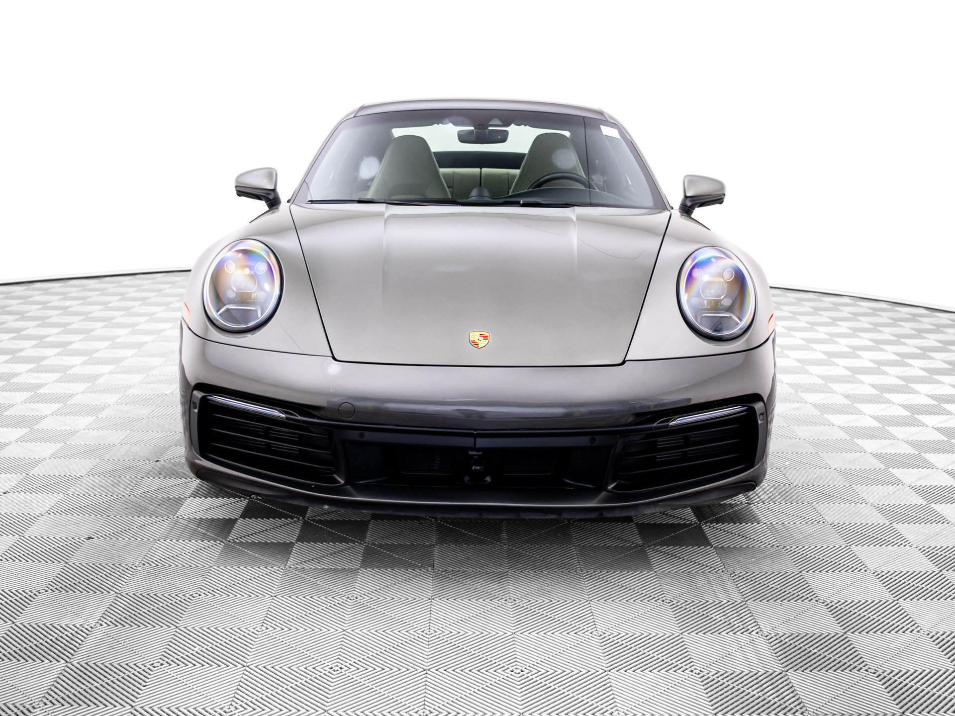 Used 2022 Porsche 911 Carrera w/ Premium Package RWD image 9