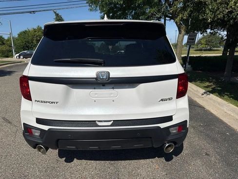 Used 2023 Honda Passport EX-L image 9