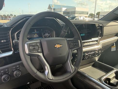 New 2025 Chevrolet Silverado 2500 LTZ w/ LTZ Convenience Package image 25