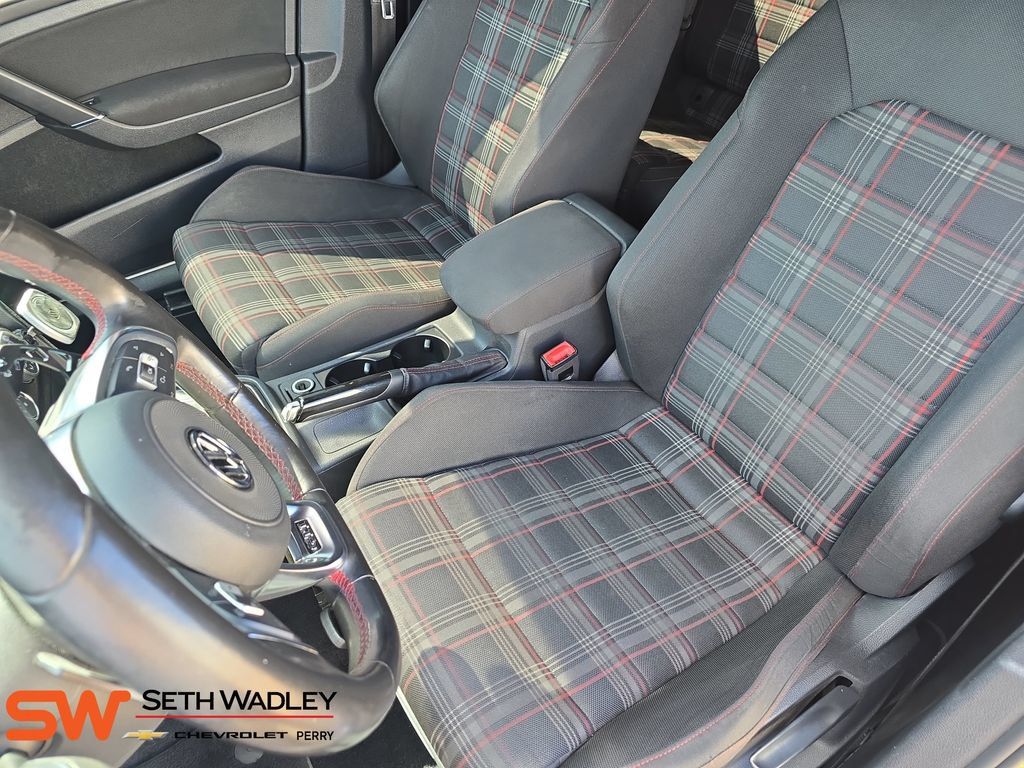 Used 2017 Volkswagen GTI S FWD image 14