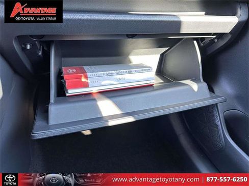 Certified 2025 Toyota RAV4 LE image 38