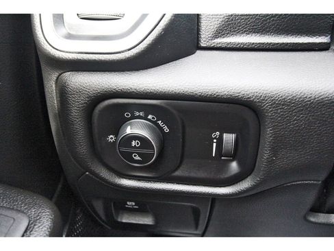 Used 2023 RAM 1500 Lone Star image 19