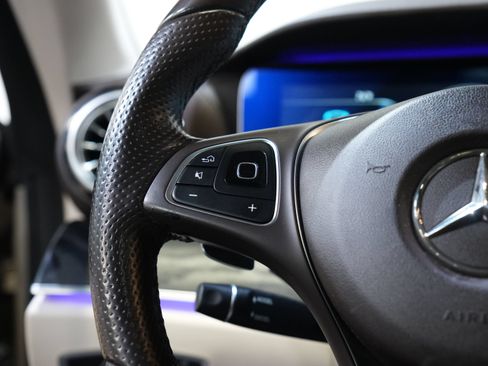 Used 2018 Mercedes-Benz E 400 Coupe image 34