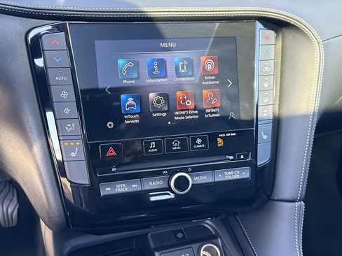 Certified 2024 INFINITI QX50 Luxe image 5