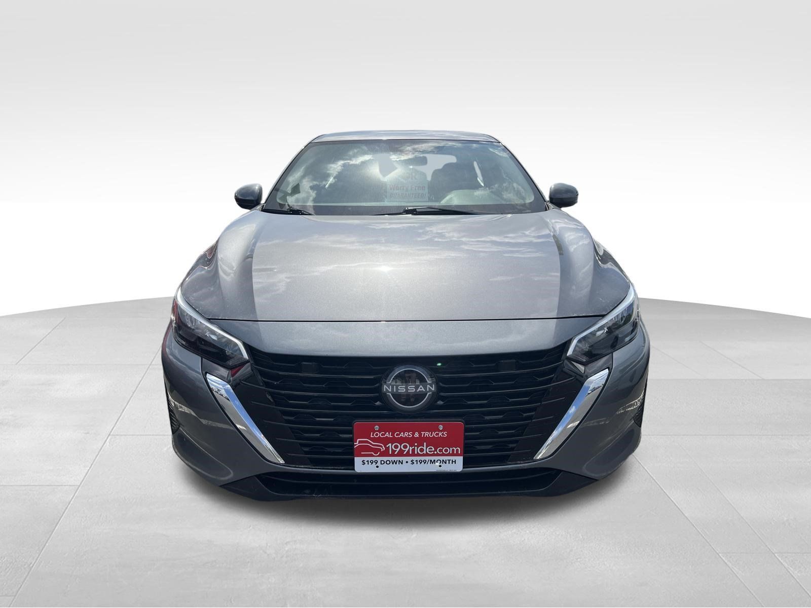 Used 2024 Nissan Sentra SV FWD image 2