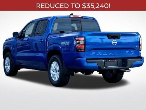 New 2024 Nissan Frontier SV w/ SV Convenience Package image 7