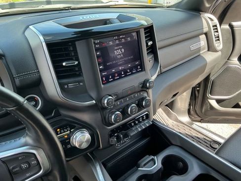 Used 2020 RAM 1500 Laramie w/ Sport Appearance Package AWD/4WD image 31