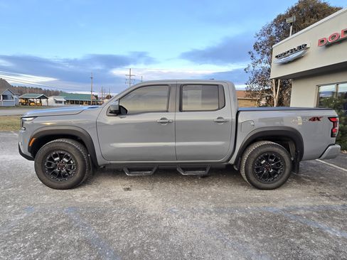 Used 2023 Nissan Frontier PRO-4X w/ Pro-4X Premium Package image 7