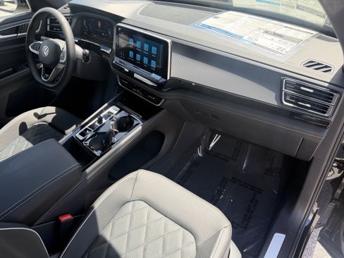 New 2026 Volkswagen Atlas Cross Sport SEL Premium R-Line AWD/4WD image 11