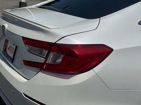 Used 2020 Honda Accord Sport image 12
