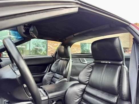 Used 1990 Chevrolet Corvette Coupe image 59