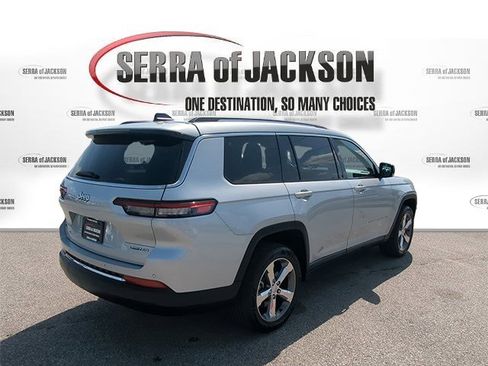 Used 2021 Jeep Grand Cherokee L Limited image 8