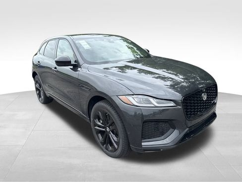 Used 2025 Jaguar F-PACE R-Dynamic S AWD/4WD image 5