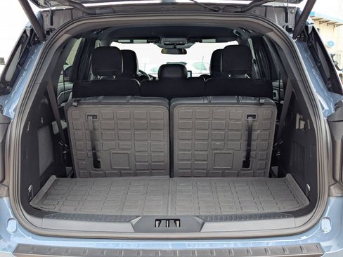 Used 2025 Ford Explorer ST-Line image 24