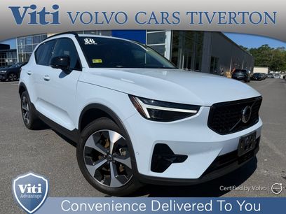 Certified 2026 Volvo XC40 B5 Plus w/ Protection Package Premier