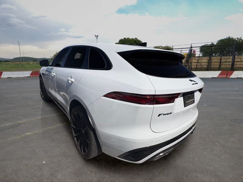 Used 2022 Jaguar F-PACE R-Dynamic S AWD/4WD image 4