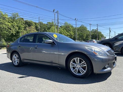 Used 2013 INFINITI G37 x Sedan w/ Premium Pkg AWD/4WD image 3